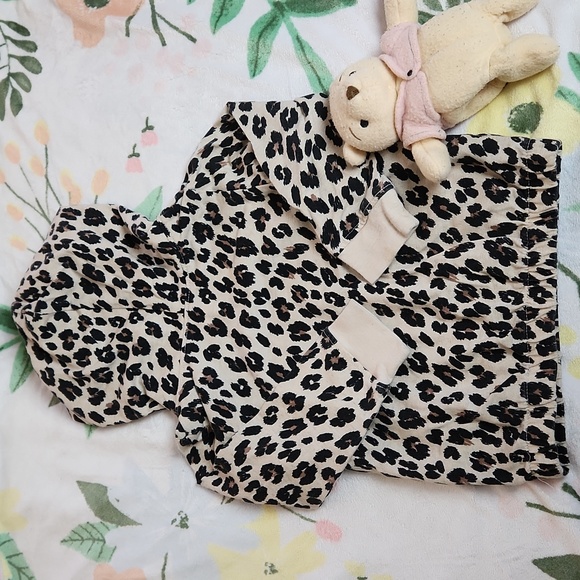 Garanimals 2T Hoodie Sweater - Picture 7 of 8